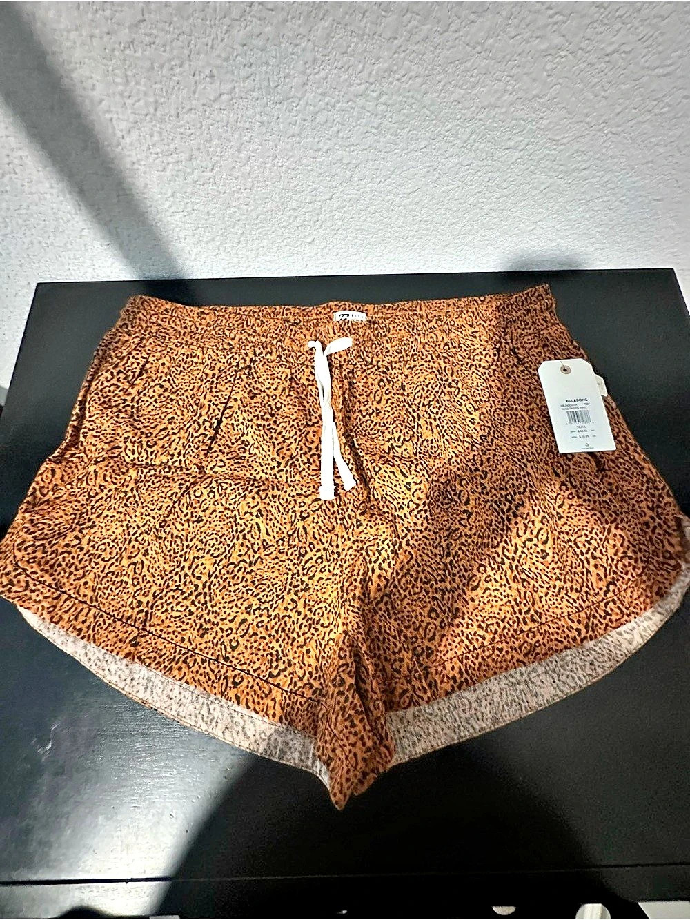 Billabong Road Trippin Print Animal Print High Waist Shorts XL/14 NWT
